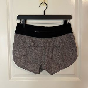 Lululemon Heathered Grey Speed Up Liner-less 2.5” Speed-Up Shorts